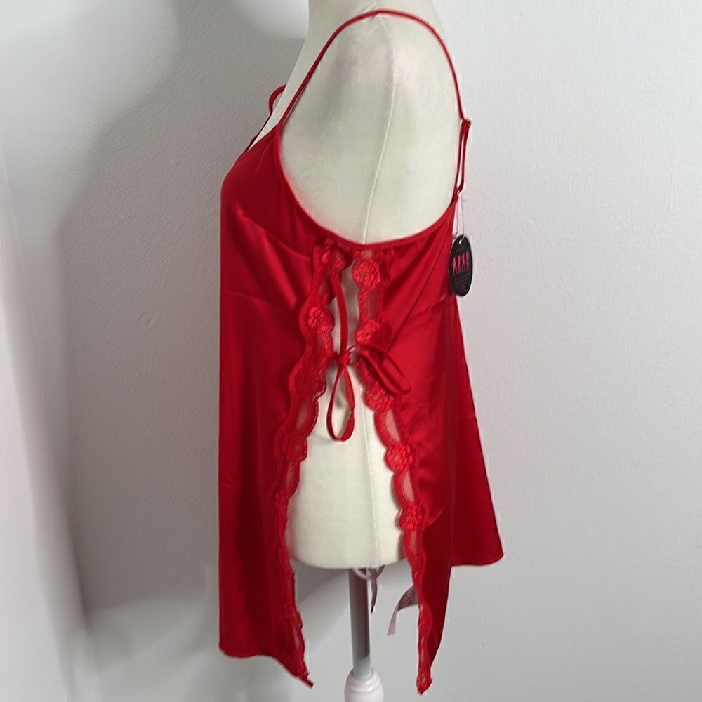 NWT Avid love red hot lingerie. Silky soft with lace. Ties at sides. Size Small.